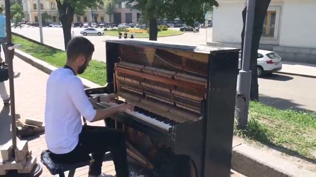 Francesco Gabbani - Occidentali's Karma (Komadovsky cover)