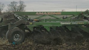 Обработка почвы БЕЗ ВСПАШКИ! Почему стоит рассмотреть StripTill (Стриптил). Смотреть до конца!