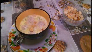 "Это вкусно" - сливочно-сырный суп с фрикадельками (Бийское телевидение)