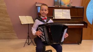 Обр. Ю.Шахнова - «Волжские припевки» Исполняет Смащенков Глеб