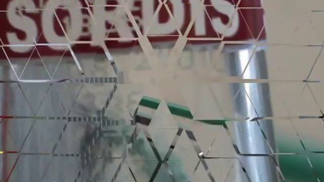 Лазерная маркировка стеклянных бутылок и пробок смотреть онлайн