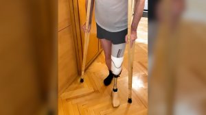 Первый протез ноги, первые шаги...