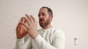 Люди перекладывающие проблемы и болячки на вас.