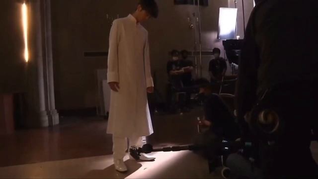 Чуя шлёпнул Дазая | Бродячие псы сценка | Косплей смотреть онлайн