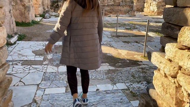 AFRODISIAS, TURKEY - АНТИЧНЫЙ ГОРОД АФРОДИЗИАС, ТУРЦИЯ НА МАШИНЕ смотреть онлайн