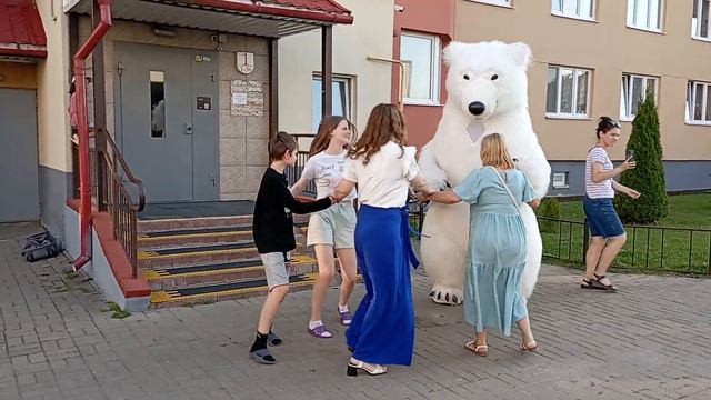 С Днём рождения Надя! ДР в Боровлянах 15.08.2023. Мишка поздравляет Надежду Чуль с ДР. Боровляны202