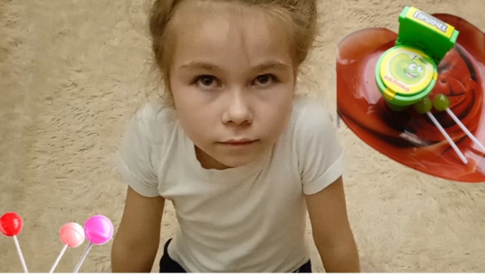 Чупа-чупс и унитаз ...
