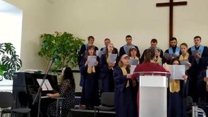 „Он Иегова – Творец Вселенной! Он Иегова – Бог Всемогущий! Он Иегова – Скала спасенья!”