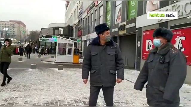 Из ГУМа эвакуировали продавцов и покупателей. Здание оцеплено смотреть онлайн