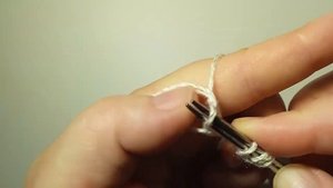 Как набрать петли на спицы, чтоб получился красивый зубчатый край