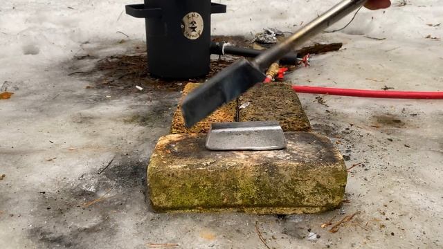 Переработал корпус электродвигателя в алюминиевые слитки. смотреть онлайн