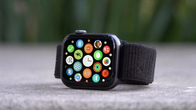 Apple Watch Series 4 in 2023 Review - Value KING??