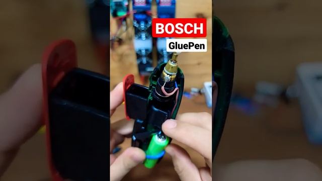 inside of bosch gluepen