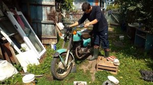 Как завести мотоцикл Восход 2М после длительного простоя.