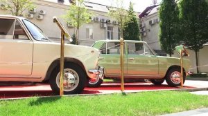 Ретроавтомобили ВАЗ-21011 и ВАЗ-21013