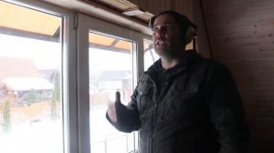 Пластиковые окна в деревянном доме: особенности монтажа в обсаду