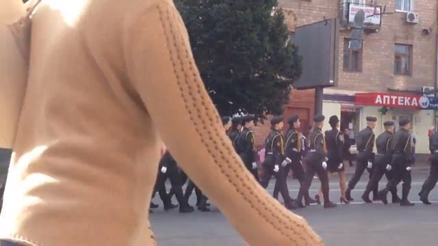 Чернигов. Утро, марш. 16 сентября 2017 смотреть онлайн