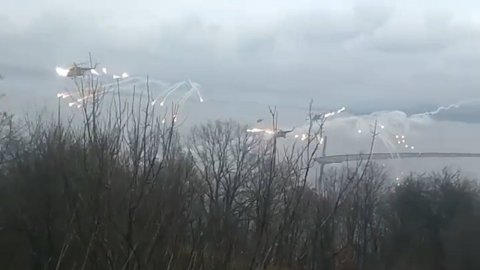Кадры работы вертолетов ВС РФ в зоне спецоперации по помощи ДНР и ЛНР