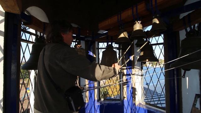Звон Александра Моренова после обустройства колокольни в Покровском храме п. Средняя Ахтуба 2020 г.