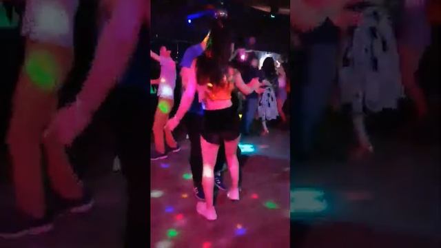 Pepas bachata Social Dance смотреть онлайн