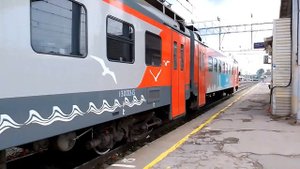 Электропоезд ЭП3Д-0071 сообщением Тарханы-Саратов-1 Пасс. На станций Саратов-1