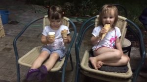 Как правильно есть мороженое!