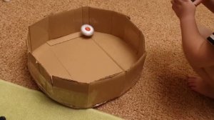 Арена для блейда своими руками за 10 минут плюс баттл двух бейблейдов на арене