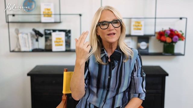 What exactly is The High 5 Habit? | Mel Robbins смотреть онлайн