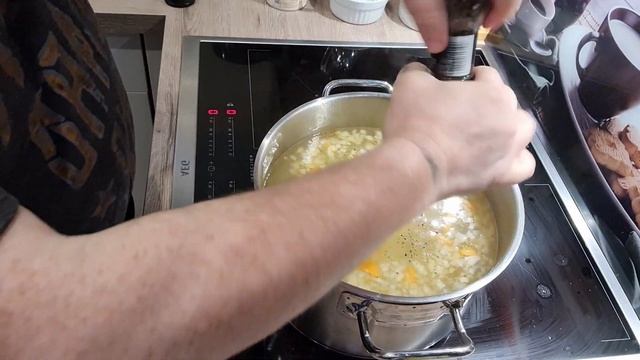 Уха по домашнему. Самый правильный рецепт приготовления ухи дома. Очень вкусная еда.