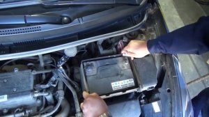 Замена АКБ на Hyundai Solaris