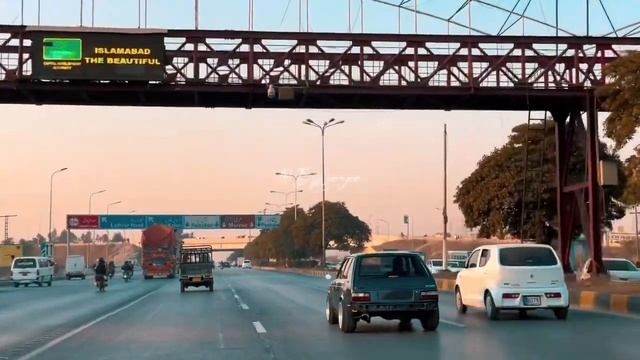 OLD SCHOOL VIBE ✌? #oldschool #islamabad #toyota #starlet #keepsupporting #love смотреть онлайн