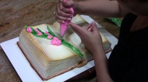 Gladiolas in Buttercream / Cake Decorating