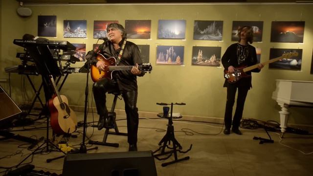 Анатолий Вишняков. Галерея "Мастер". Такая музыка.