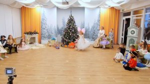 Новогодний спектакль в детском саду Щелкунчик