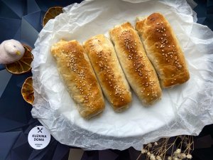 СОСИСКИ В ТЕСТЕ С СЫРОМ ?