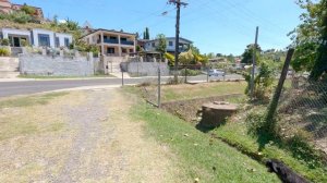 Walking around Fiji suburbs / Lautoka