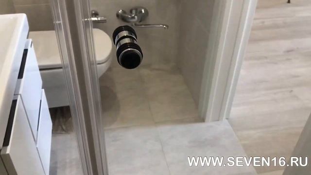 Душевая кабина с открыванием двери внутрь