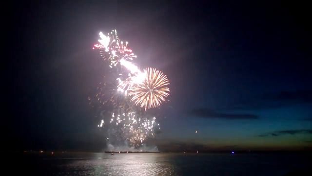 Фейерверк в Хабаровске 2014 день города смотреть онлайн