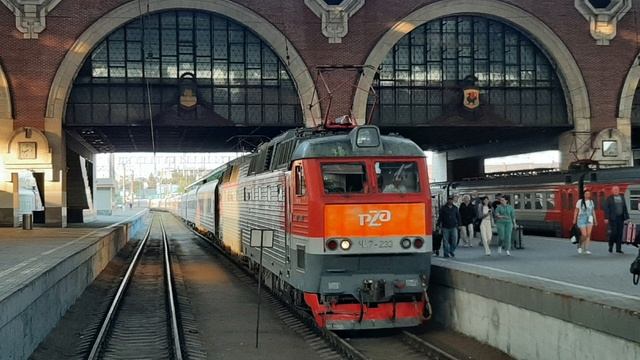 Старый информатор Казанского вокзала смотреть онлайн