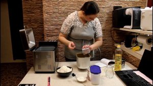 Обзор.  Хлебопечь Redmond MBR-M1910 + Первый хлеб.