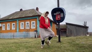 Видеоклип – Плачу на техно