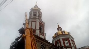 Самый большой колокол Вятки на колокольне Спасского собора