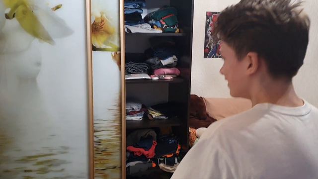 Привидение в шкафу!!! Ужас смотреть онлайн