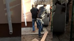Бурение скважины на воду, этап установка кольца над скважиной