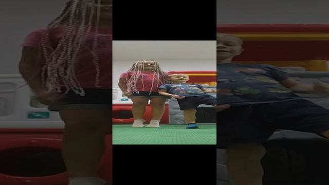 VID_20240802_212529.mp4