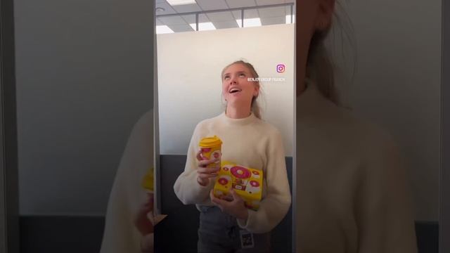 Enjoy Group. Франшиза фудтрака "Сасиска и Пончик" смотреть онлайн