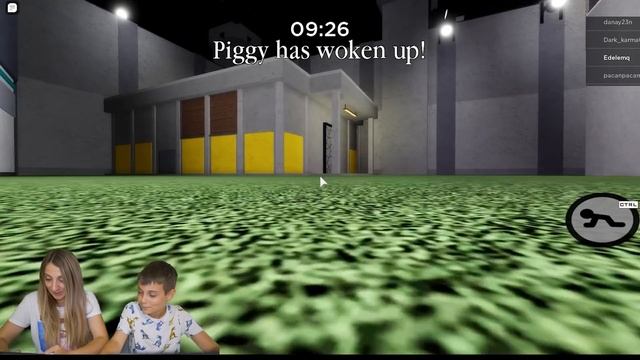 ЭДИК ПОКАЗАЛ МАМЕ БАГИ В ПИГГИ! Первый раз Пигги в режиме Piggy Roblox смотреть онлайн