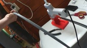 Народный ТН. Зимний подогрев компрессора из куска саморегулирующегося кабеля.