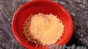 Картошка под сыром с майонезом в духовке