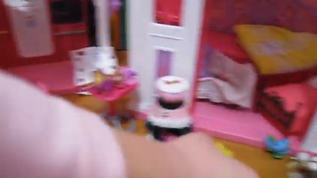 Пижамная вечеринка в доме куколок Лалалупси Часть 1